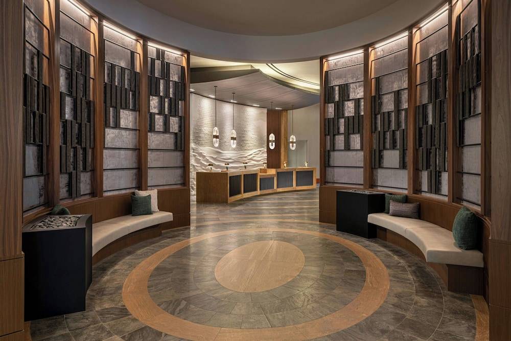 Renaissance Boston Seaport District 1