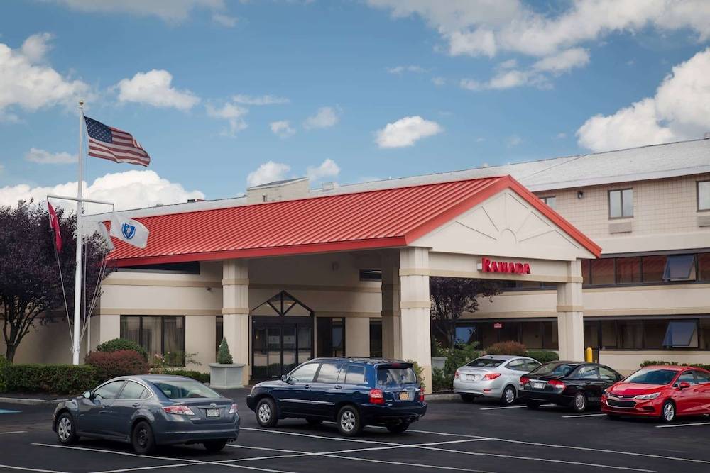 Ramada by Wyndham Boston 1