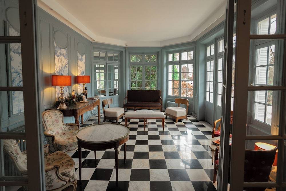 Château Hôtel, Restaurant & Spa De La Commanderie 2