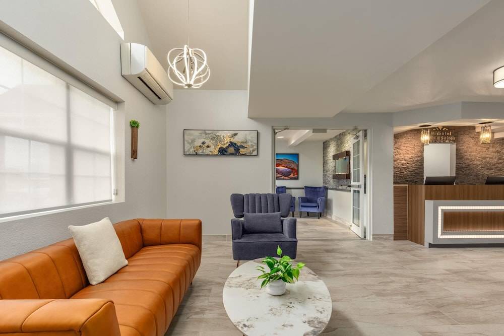 Microtel Inn & Suites by Wyndham Salt Lake City Airport 2