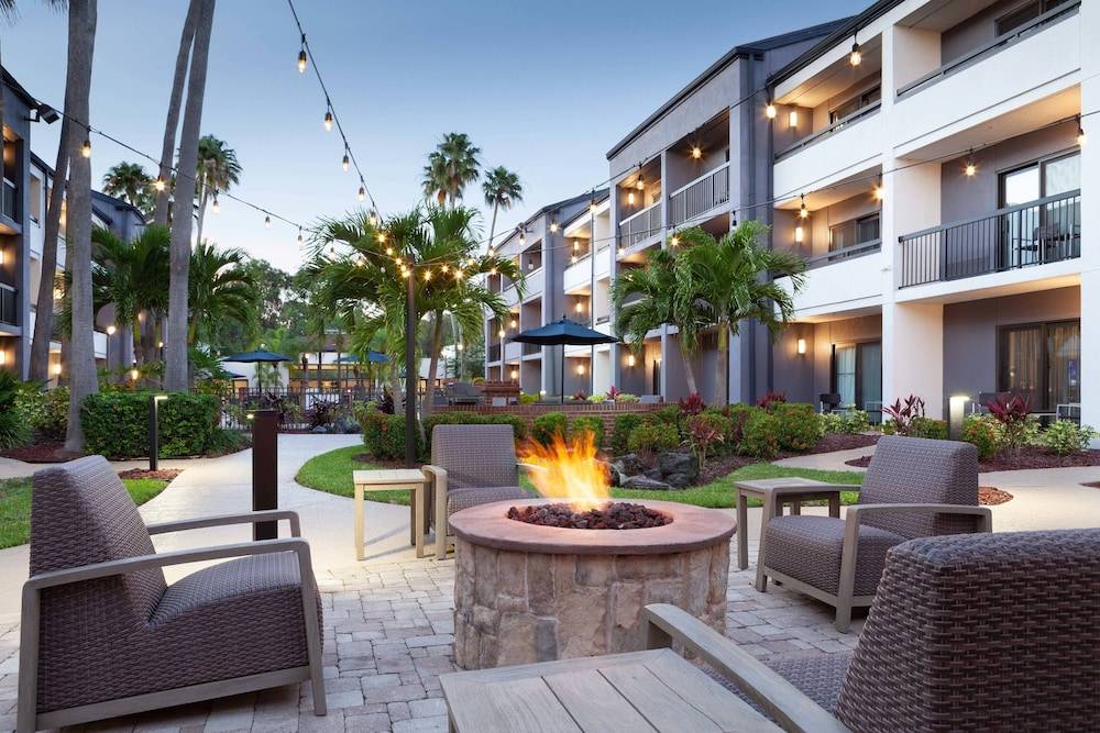 Courtyard St. Petersburg Clearwater 1
