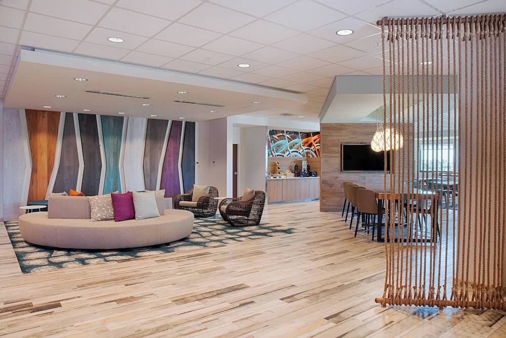 Fairfield Inn & Suites by Marriott Clearwater Beach 1