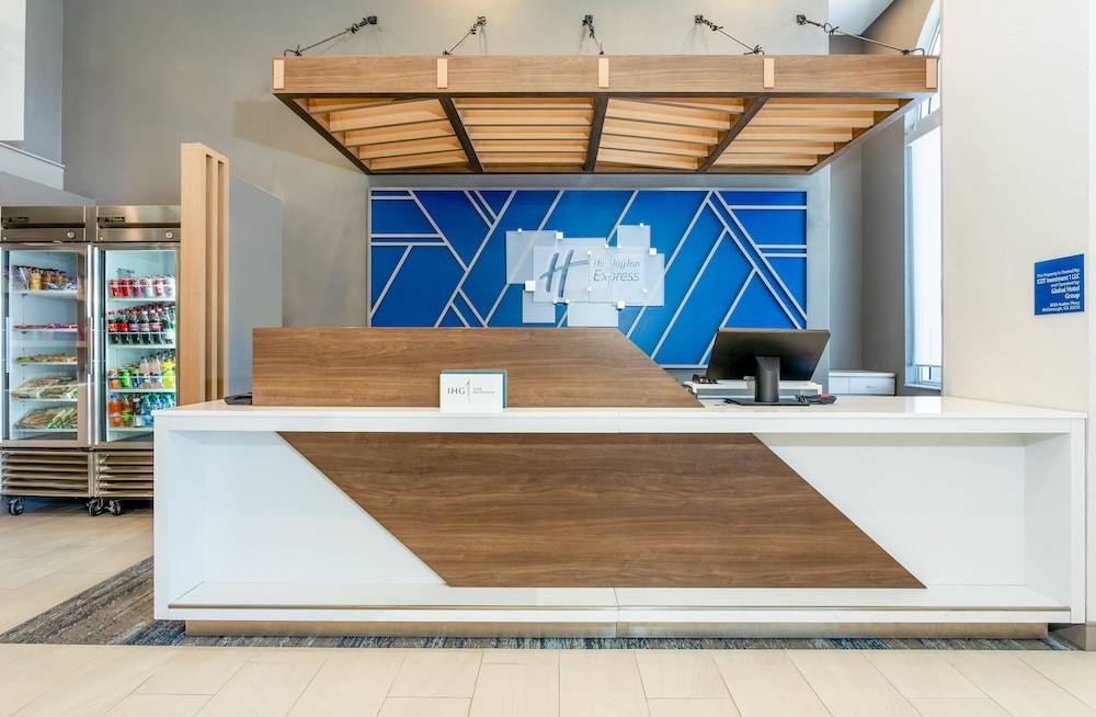 Holiday Inn Express CLEARWATER EAST - ICOT CENTER by IHG 2