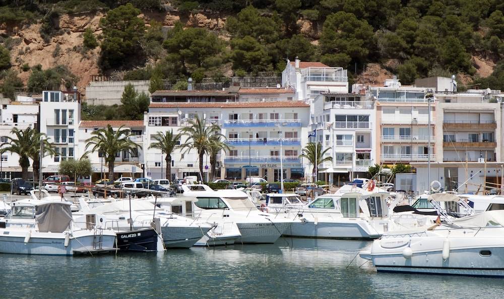 Hotel & Diving Les Illes 1