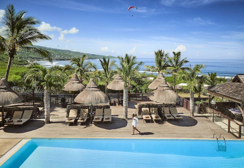 Iloha Seaview Hotel 1