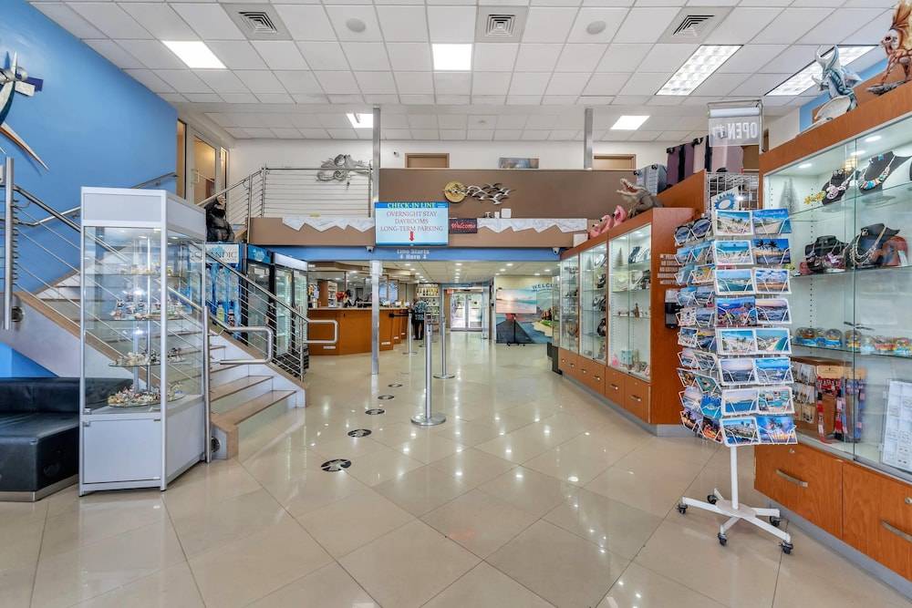 Rodeway Inn & Suites Fort Lauderdale Airport & Cruise Port 2