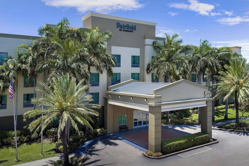 Fairfield Inn & Suites Fort Lauderdale Airport & Cruise Port 1