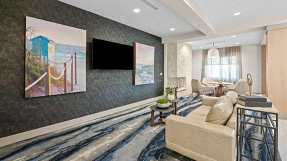 Fairfield Inn & Suites Fort Lauderdale Airport & Cruise Port 2