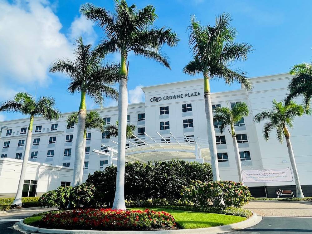 Crowne Plaza FT. MYERS GULF COAST by IHG 1