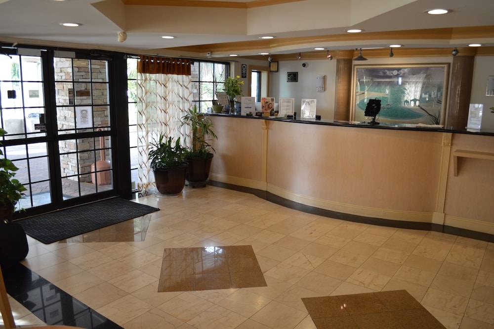 Americas Best Value Inn Fort Myers 2