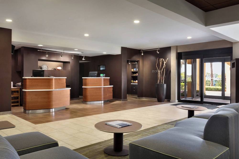 Courtyard by Marriott Fort Myers Cape Coral 2
