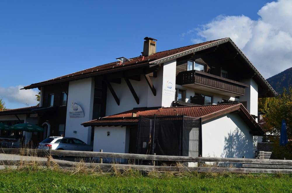 Alpchalet Schwanstein 1