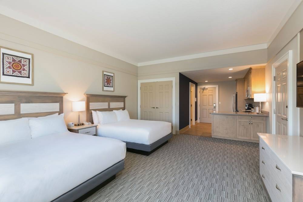 Carlisle Inn Sarasota 1