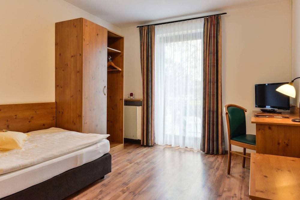 Landhotel Huber am See 2