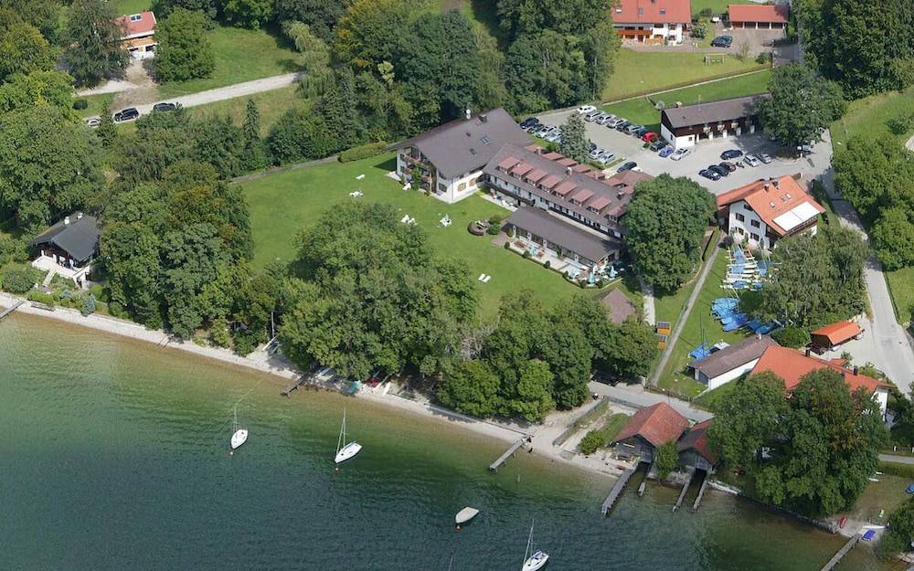 Landhotel Huber am See 1
