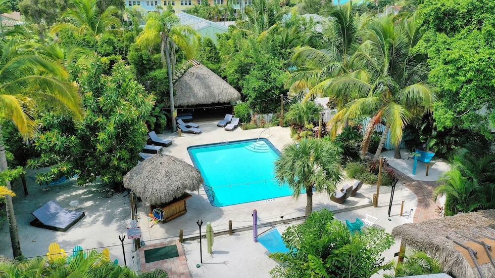 Siesta Key Palms Resort 1