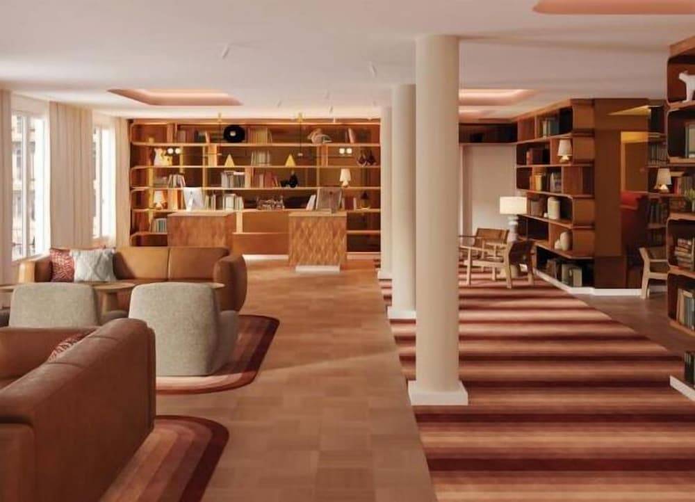 Le Plessis Grand Hotel 2