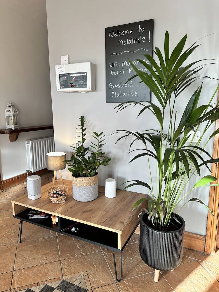 Malahide Guest Rooms 1
