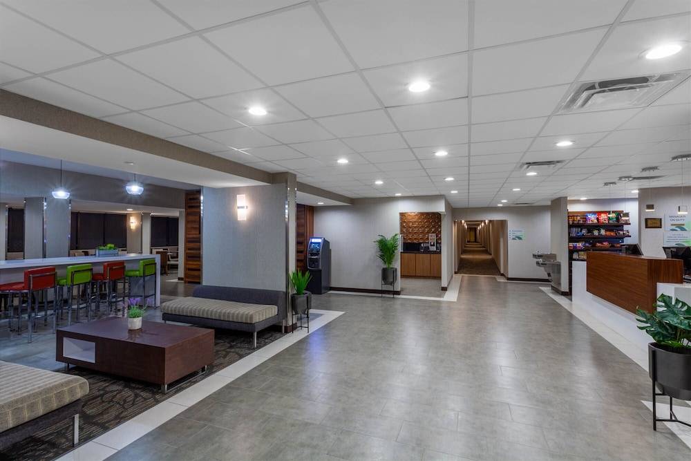 Nobile Hotel Parkway at Celebration Orlando Very Close to Disney Theme Parks 2