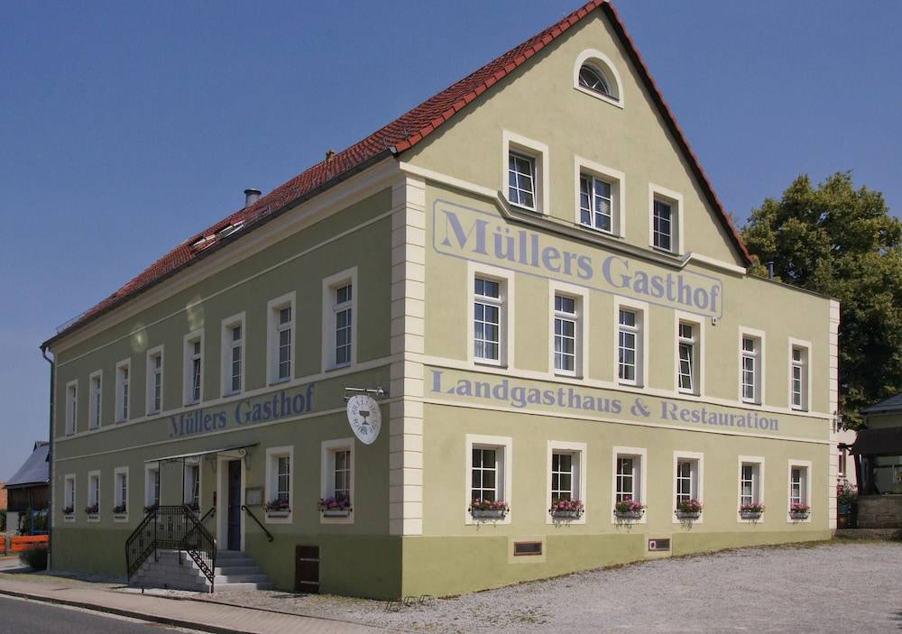Hotel & Pension Müllers Gasthof 1