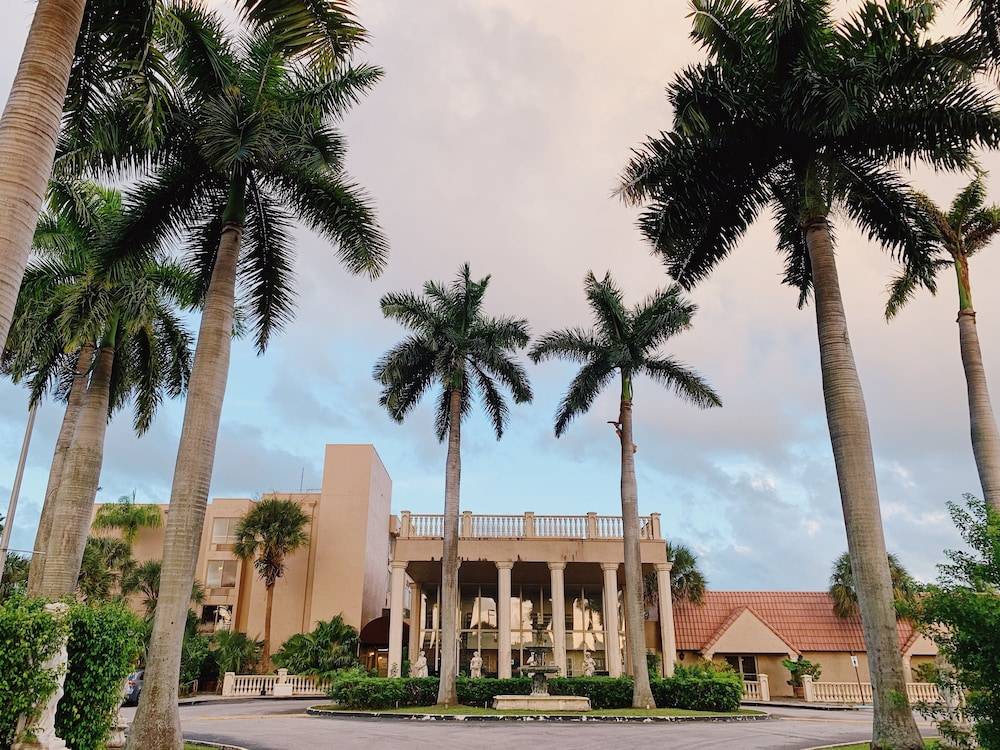 Miami Gardens Inn & Suites 1