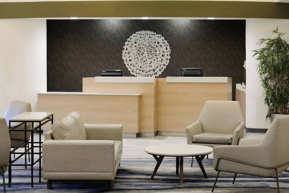 Fairfield Inn & Suites by Marriott Miami Airport South 2