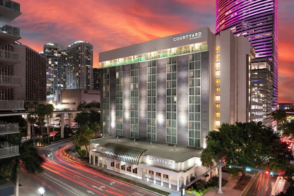 Courtyard Miami Downtown Brickell Area 1