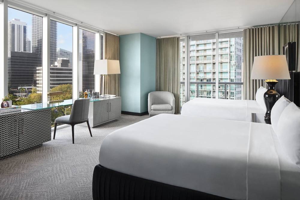 W Miami 1