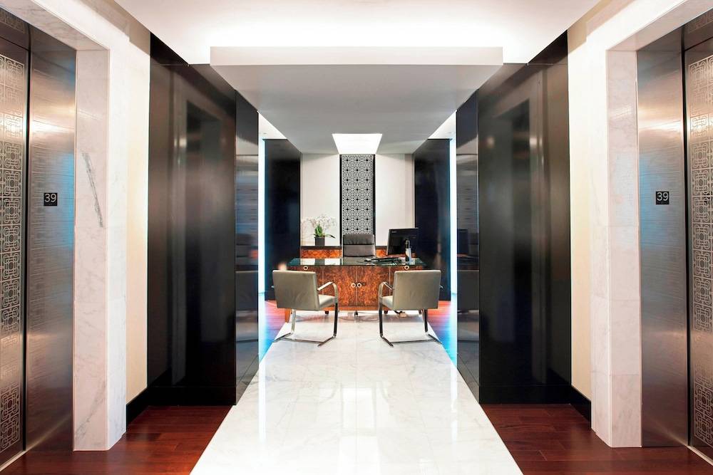 Hotel Beaux Arts, Autograph Collection 1