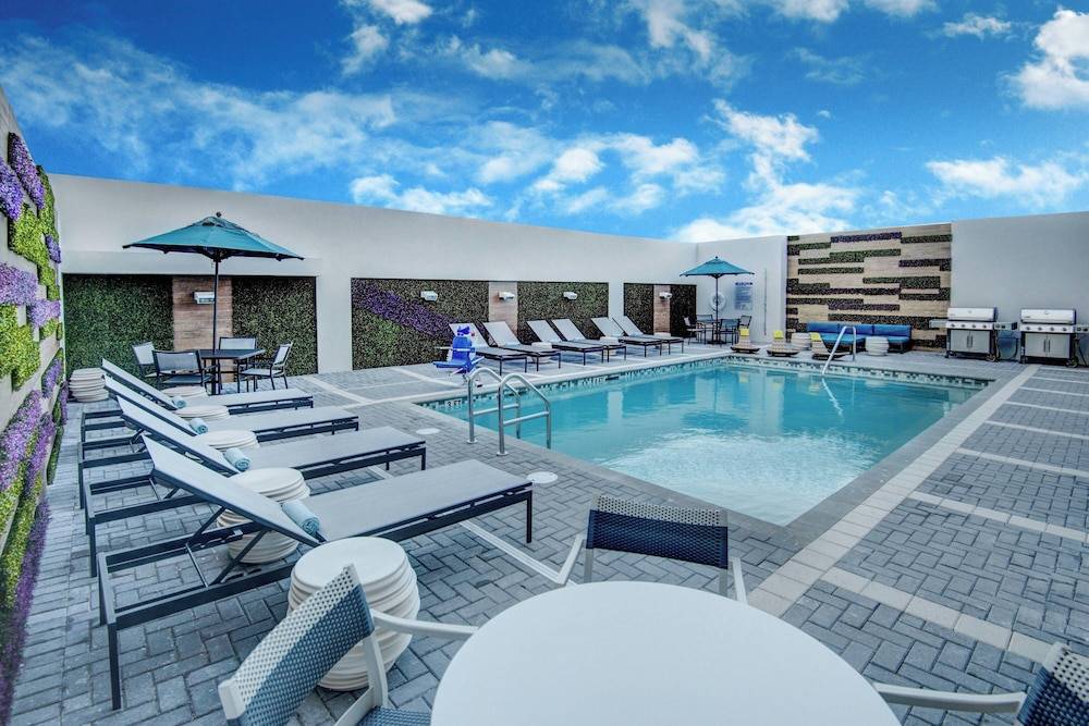 TownePlace Suites by Marriott Miami Airport 1