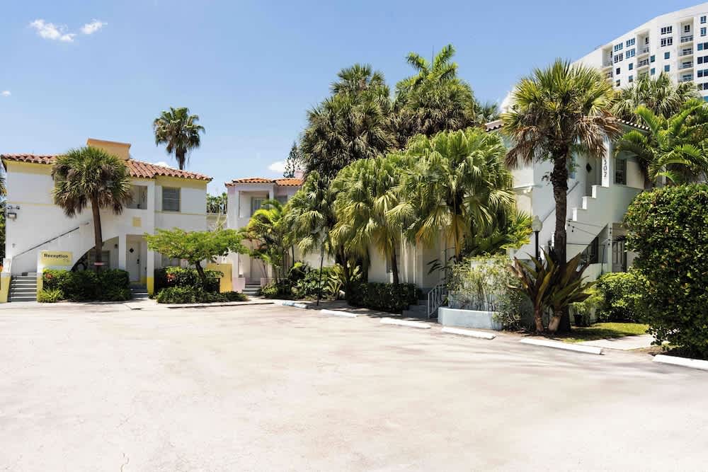 Miami River Inn by Renzzi 2