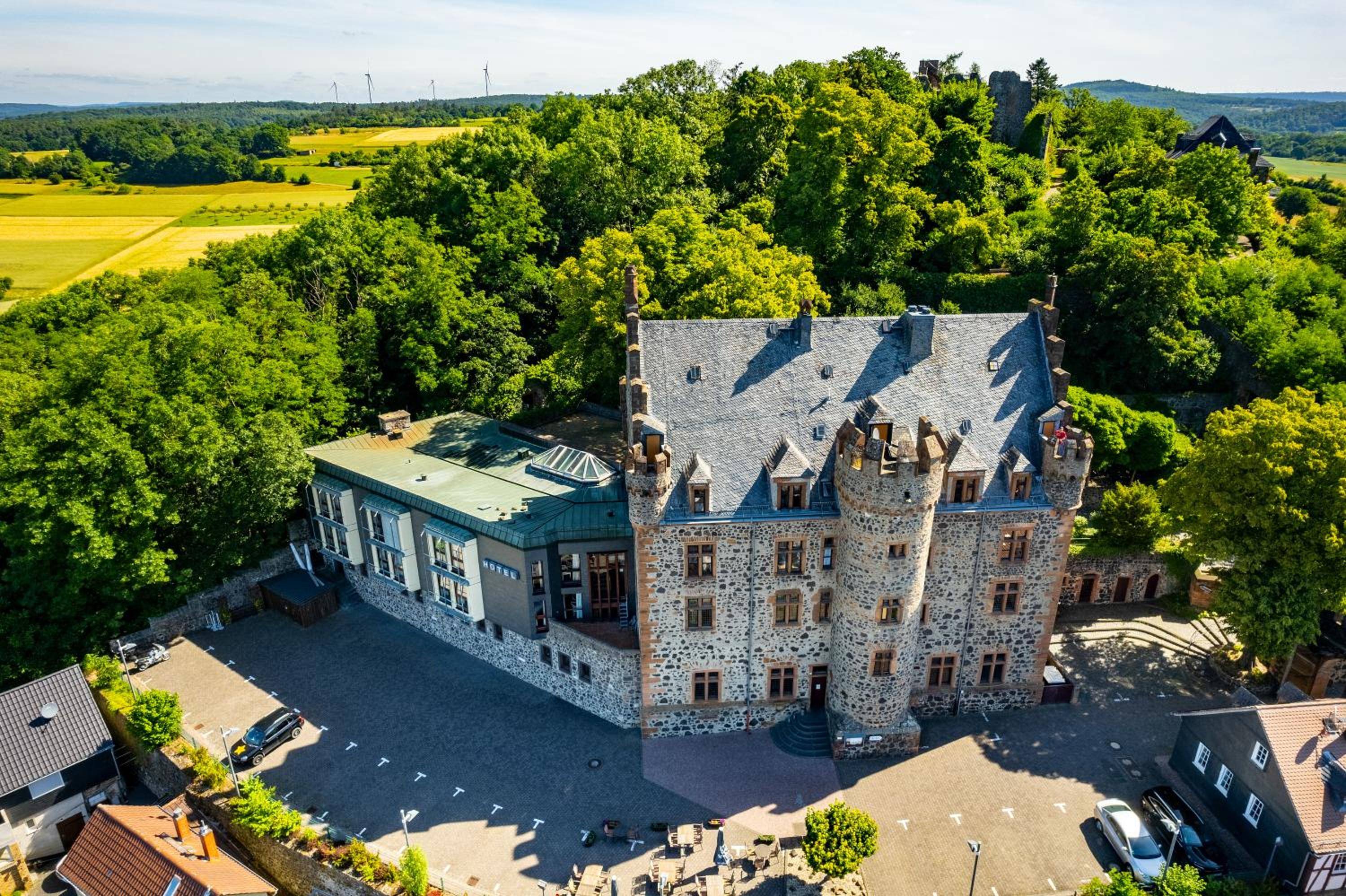 Burghotel Staufenberg 2