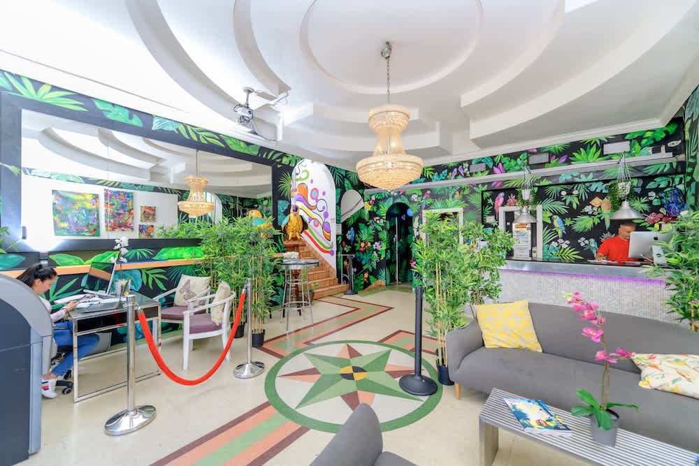 South Beach Rooms and Hostel 2