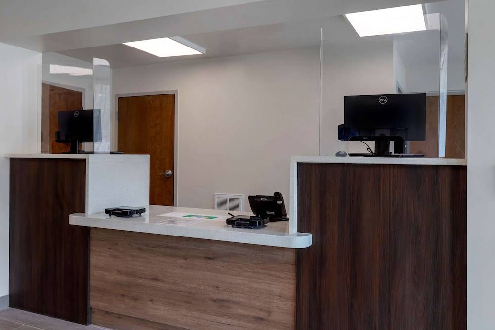 Quality Inn Saint Petersburg North-Tampa Bay 2