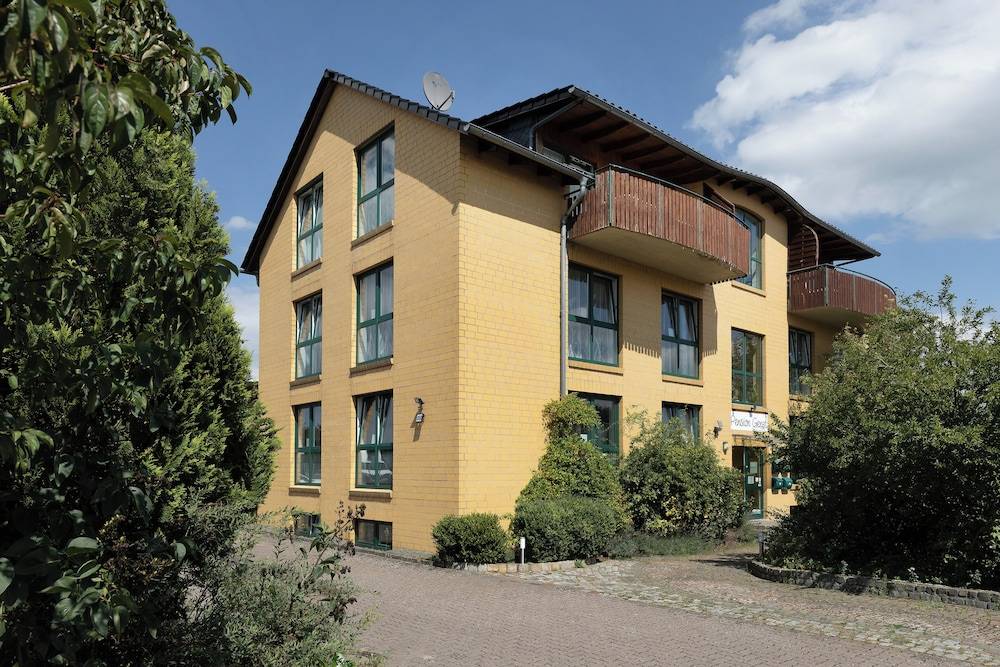 Pension Genat 1