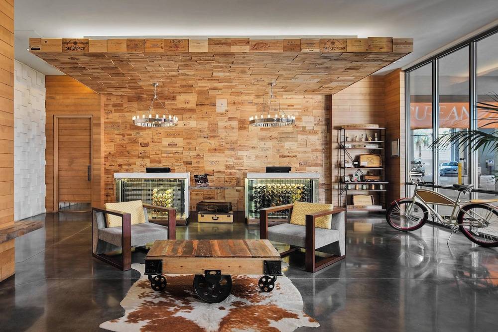 Epicurean Hotel, Autograph Collection 1