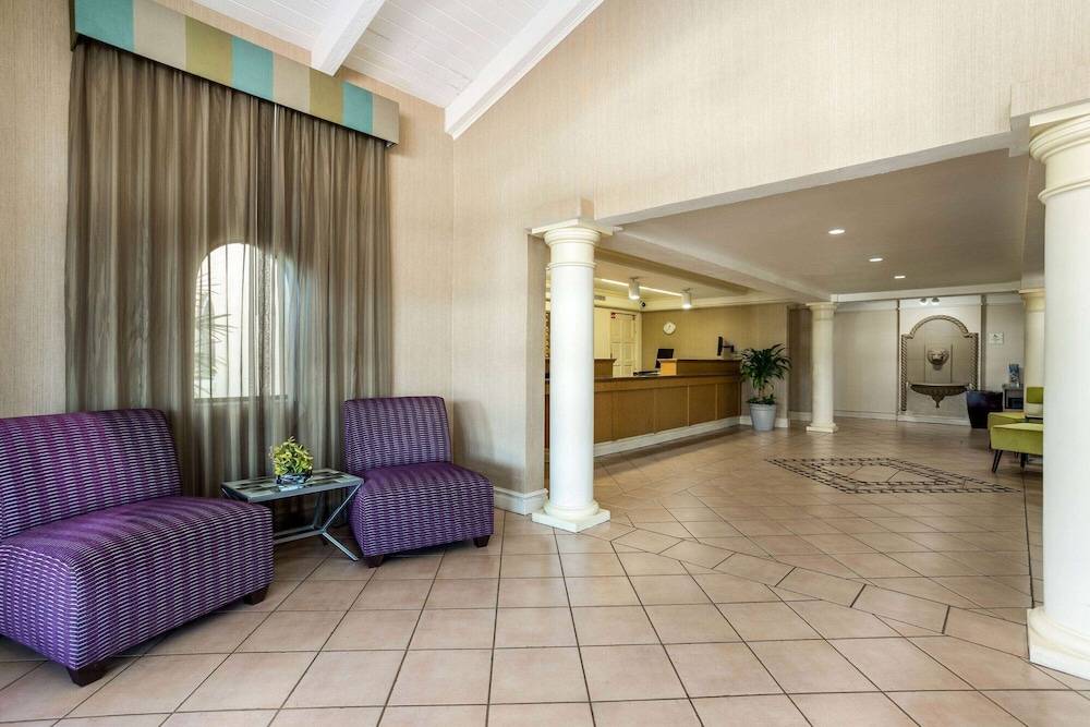 La Quinta Inn Tampa Airport Stadium Westshore 2