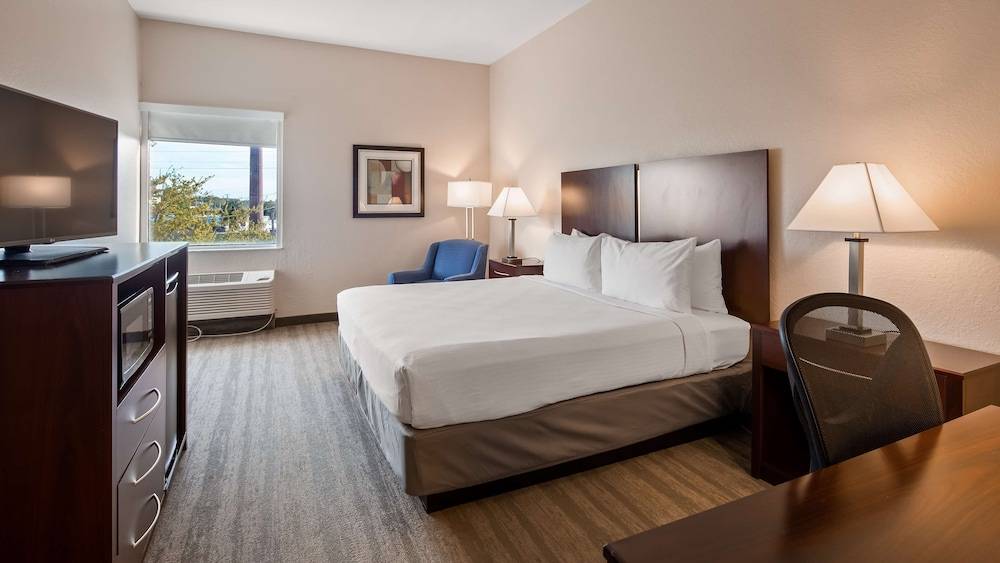 Best Western Tampa 1