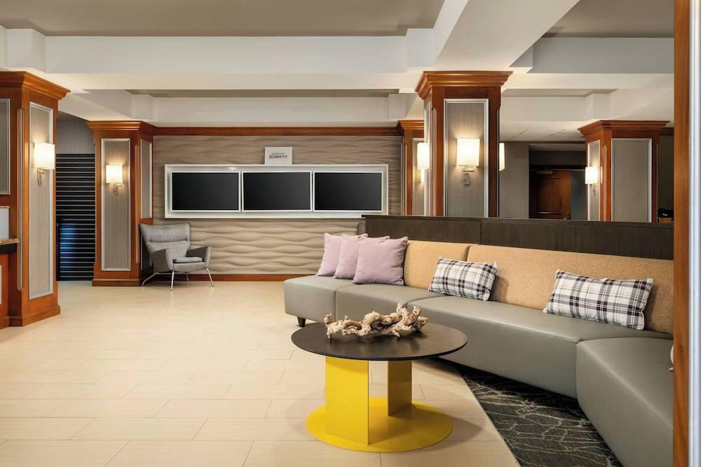 SpringHill Suites by Marriott Tampa Westshore Airport 2