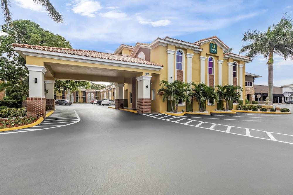Quality Inn Tampa Airport - Cruise Port 1