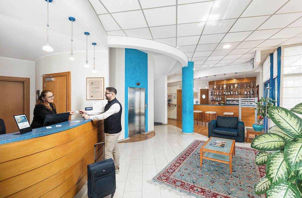 Welcome Hotel 2