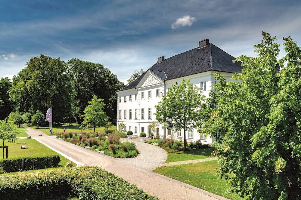 Schlossgut Gross Schwansee 1