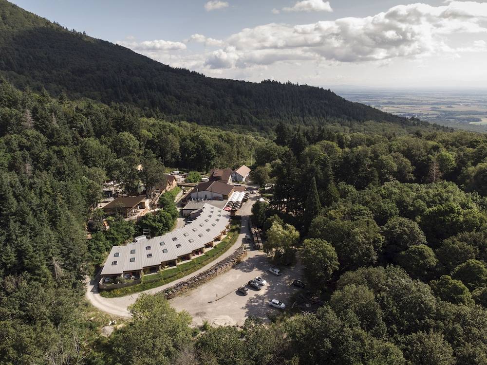 Domaine du Hirtz, Restaurant & Spa 1