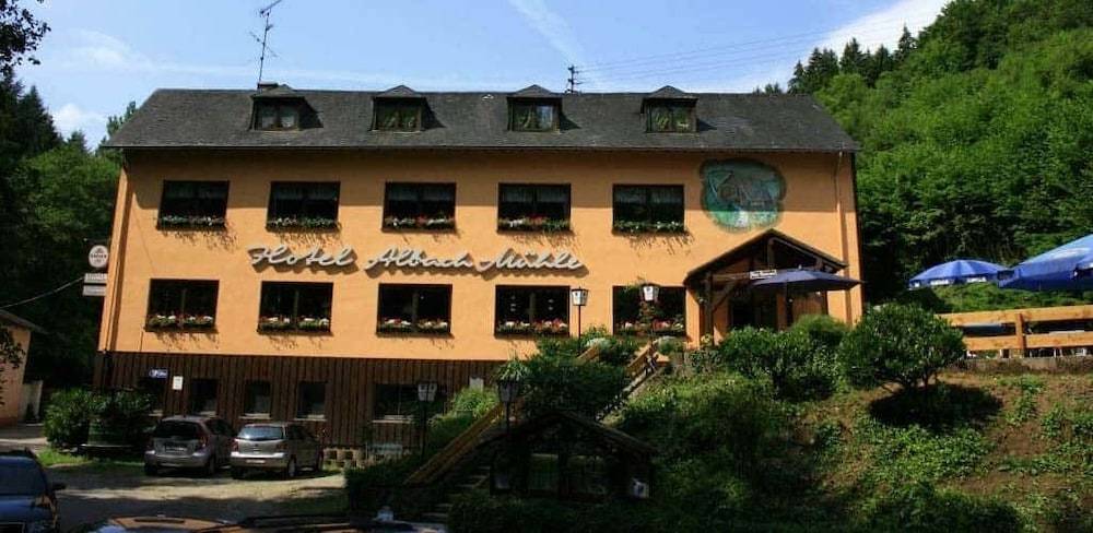 Waldhotel Albachmühle 1