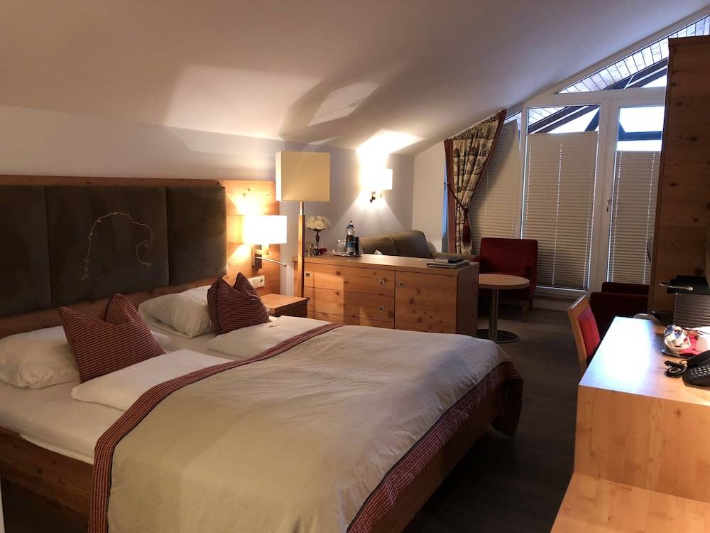 Hotel Goldener Adler Wattens 1
