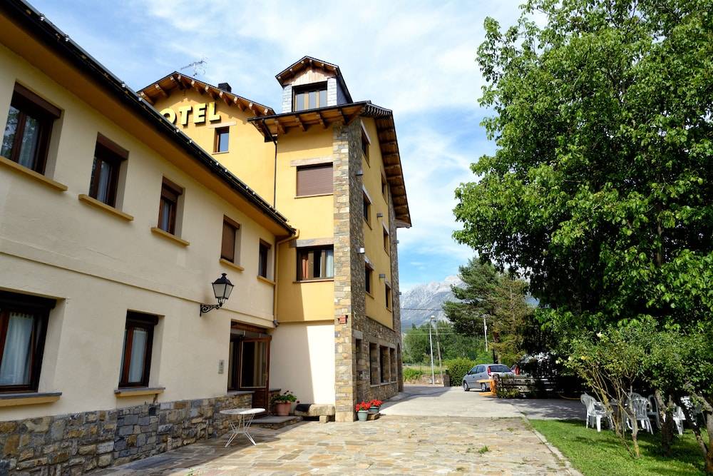 Hotel Los Nogales 1