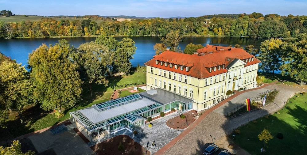 Seeschloss Schorssow 1