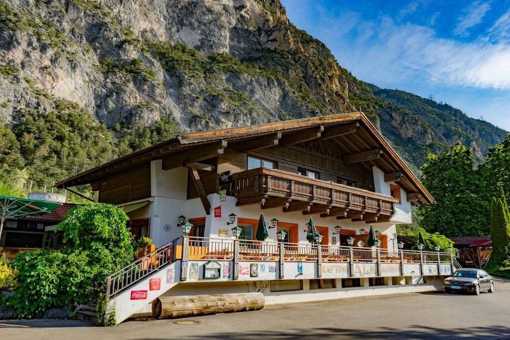 Gasthof Rafting Alm 1