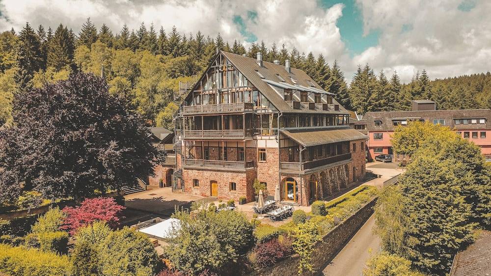 Das Marienhöh 1