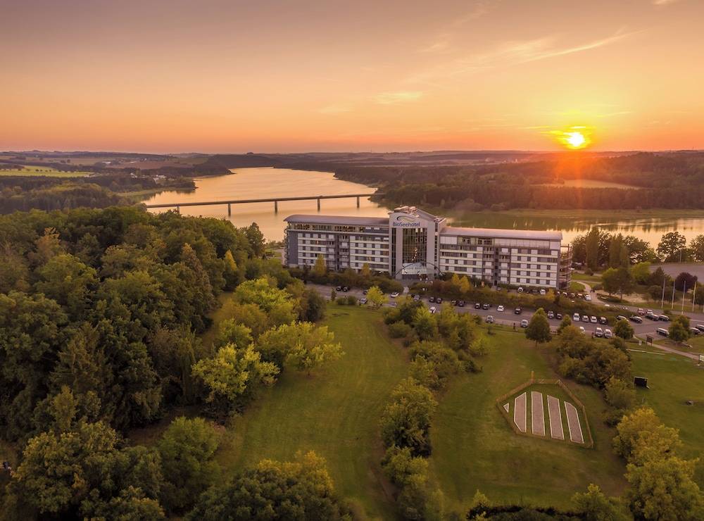 Bio-Seehotel Zeulenroda 1
